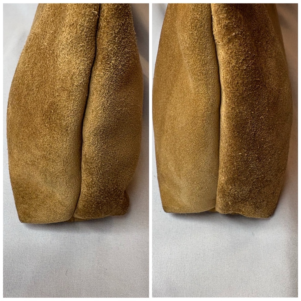 ❌SOLD❌ LOEWE Suede Clutch with Hinged Structured Opening - Picture 12 of 12